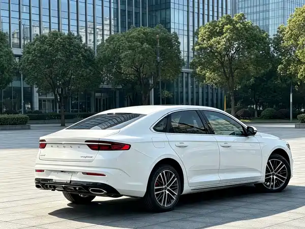 Geely Xingrui 2022