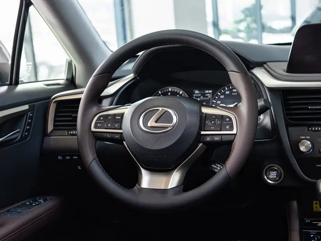 Lexus RX 2022 — фото 14