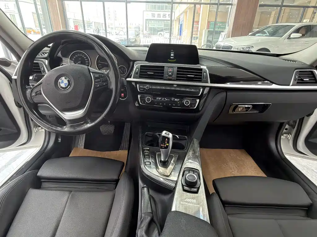 BMW 3 Series 2018