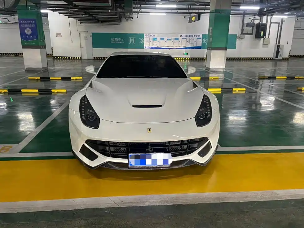 Ferrari F12berlinetta 2019 — фото 2