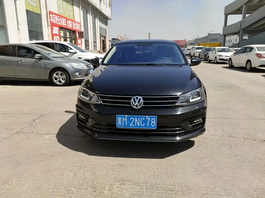 Volkswagen Sagitar 2019