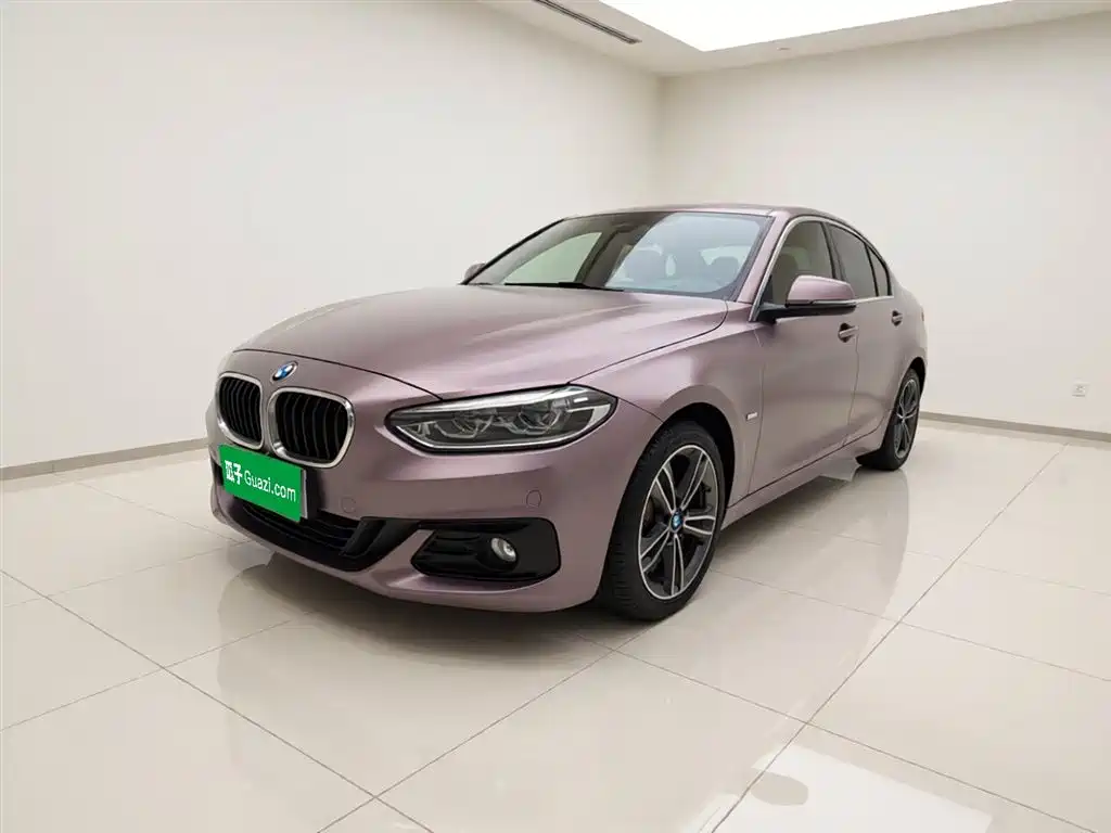 BMW 1 Series 2018 — фото 1