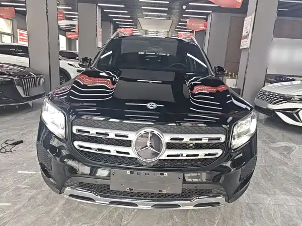 Mercedes-Benz GLB 2021