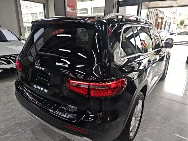 Mercedes-Benz GLB 2021