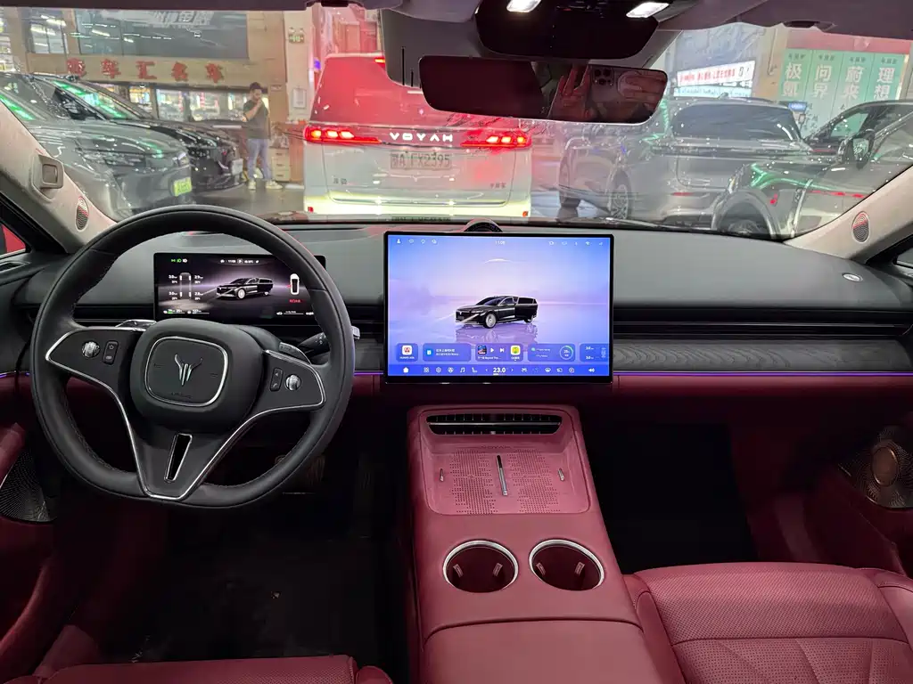 Voyah Passion 2025 — фото 11