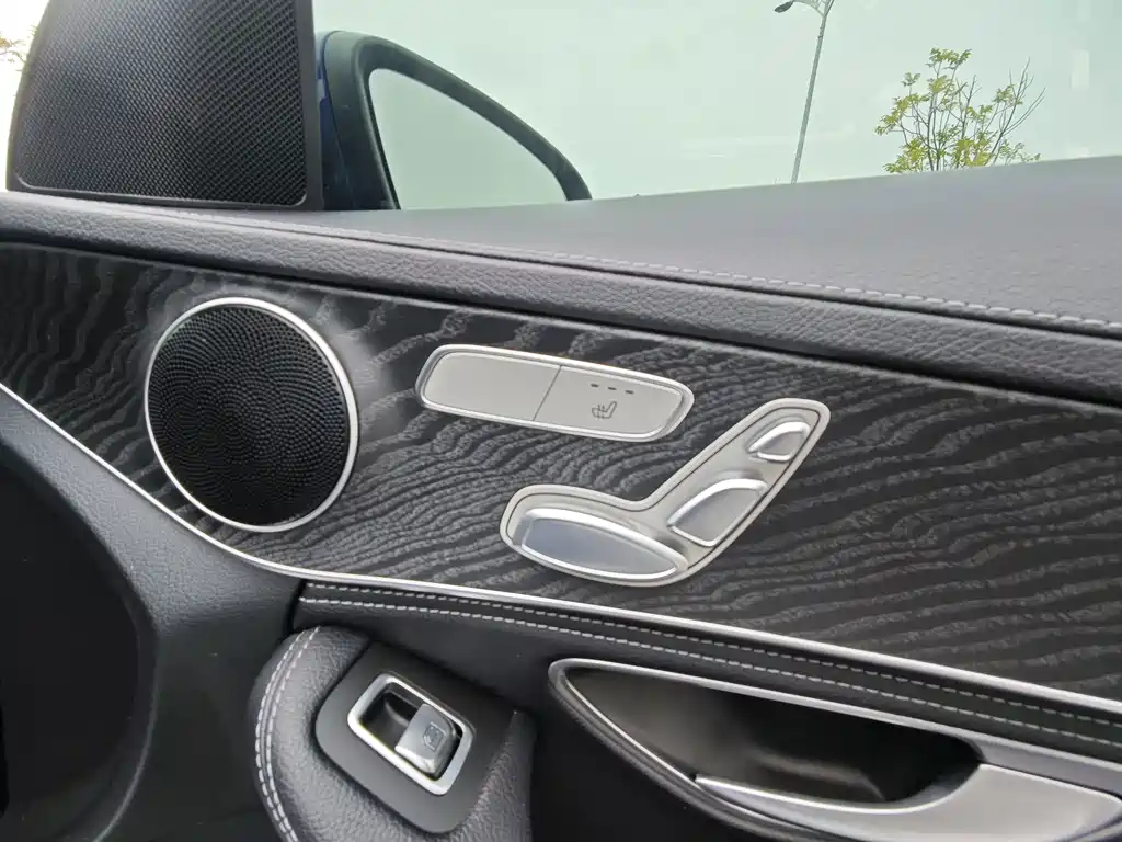 Mercedes-Benz C-Class 2019 — фото 25