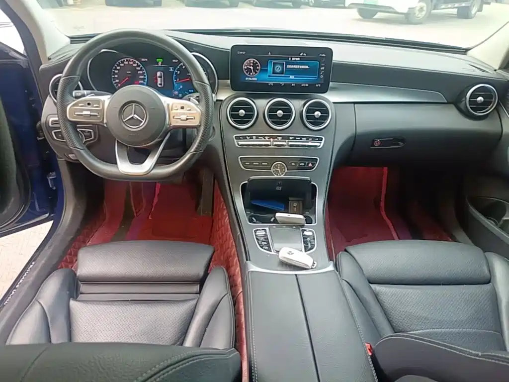 Mercedes-Benz C-Class 2021 — фото 10