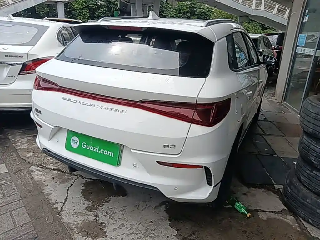 BYD e2 2020