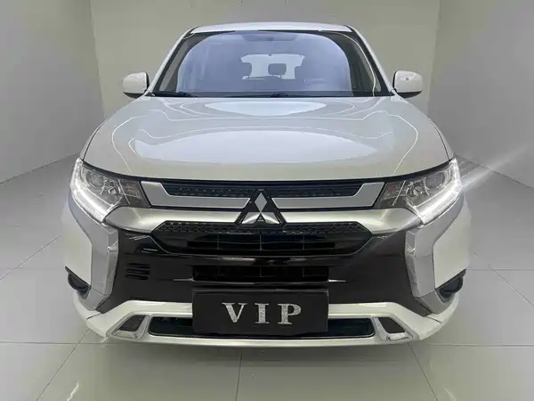 Mitsubishi Outlander 2021