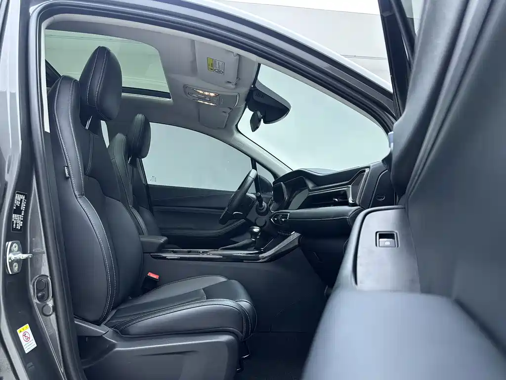 GAC Trumpchi GS4 2022 — фото 8