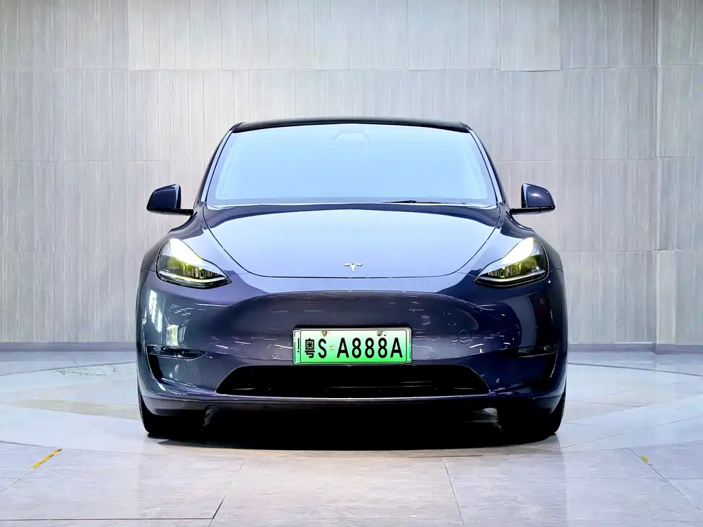 Tesla Model Y 2022 — фото 2