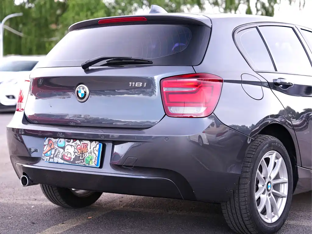 BMW 1 Series 2012 — фото 10