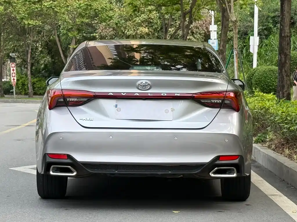 Toyota Avalon 2020 — фото 5