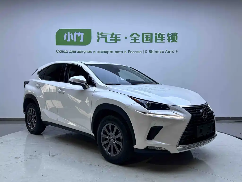 Lexus NX 2020 — фото 2