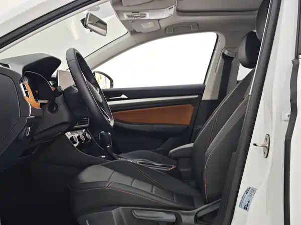Volkswagen Bora 2023