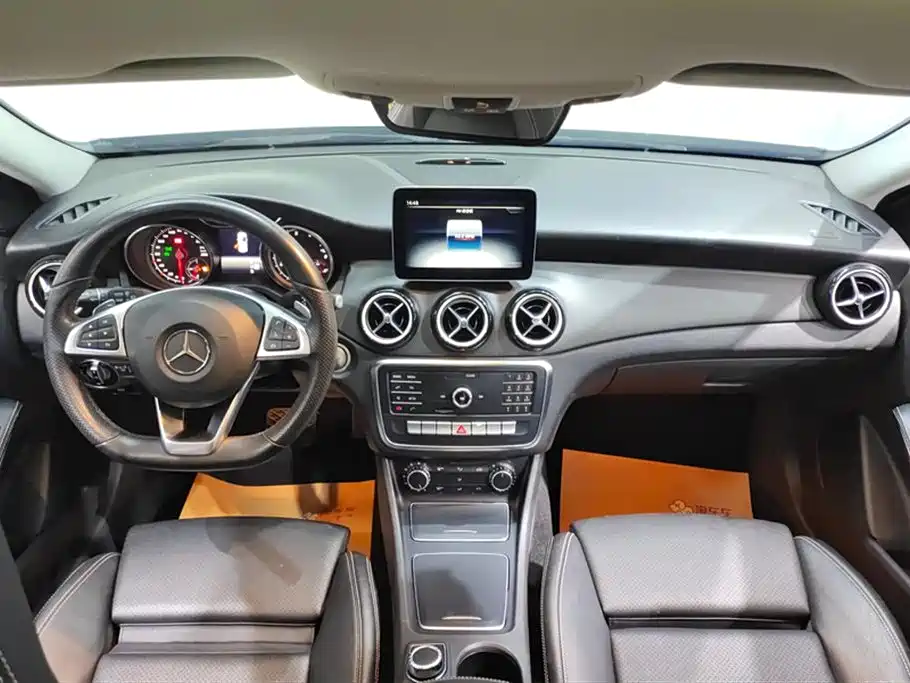 Mercedes-Benz GLA 2019 — фото 12