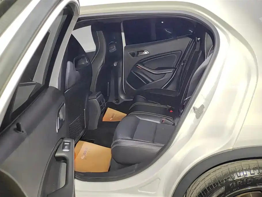 Mercedes-Benz GLA 2019 — фото 11