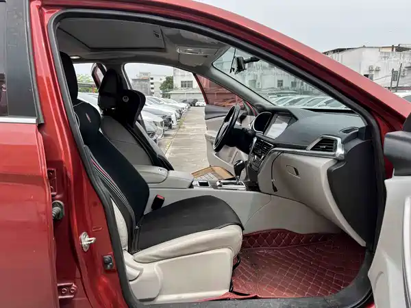 Venucia T90 2018