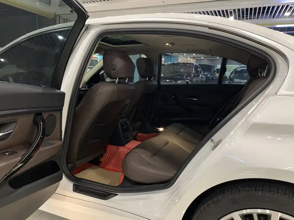 BMW 3 Series 2019