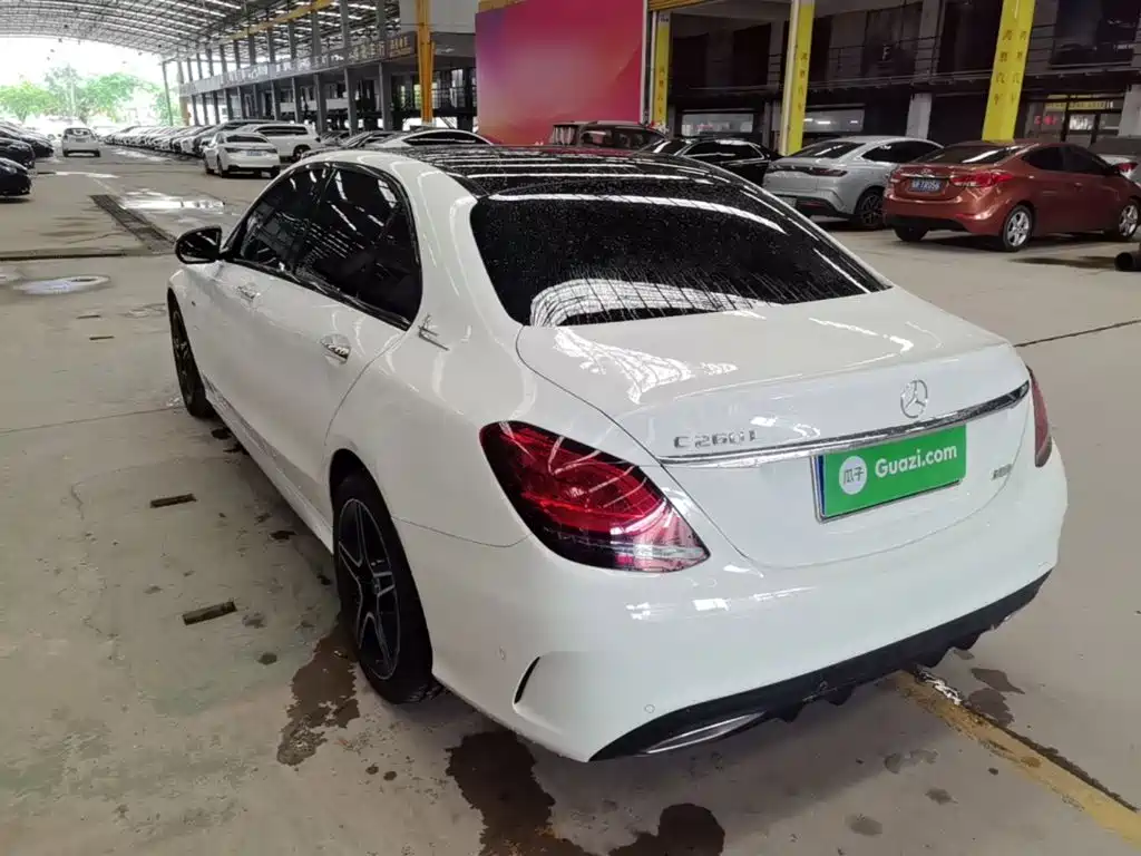 Mercedes-Benz C-Class 2021