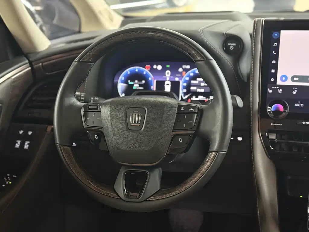 Toyota Vellfire 2024 — фото 15