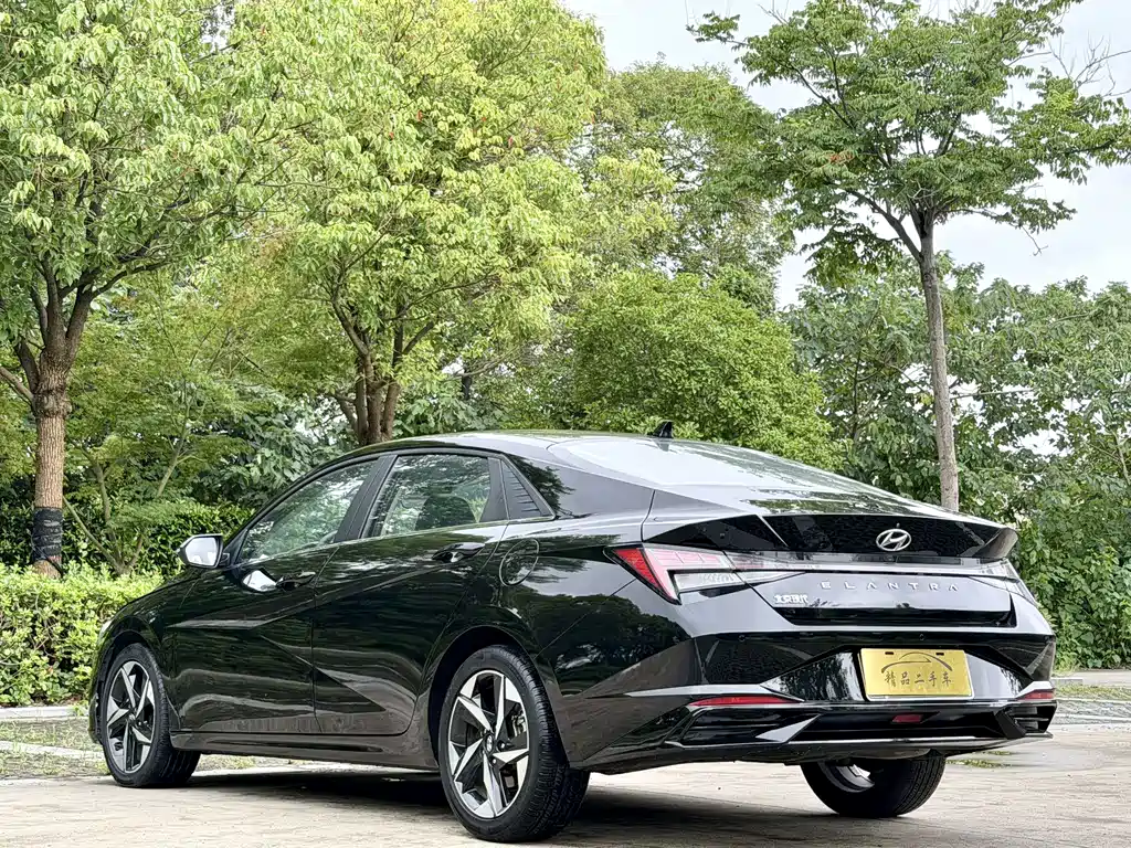 Hyundai Elantra 2020