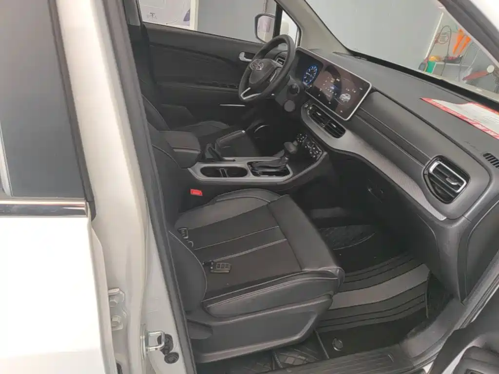 GAC Trumpchi GS3 2022 — фото 25