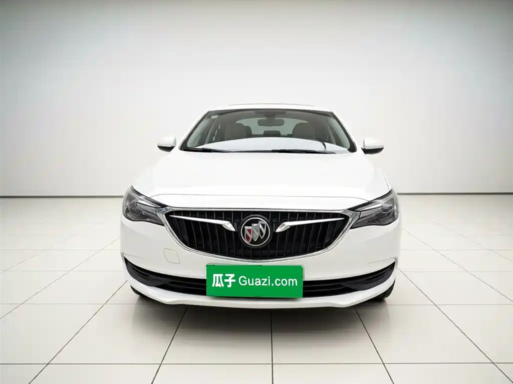 Buick Excelle 2019 — фото 2