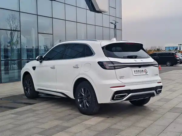 Hongqi HS5 2025