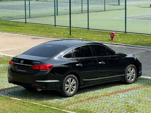 Honda Spirior 2016