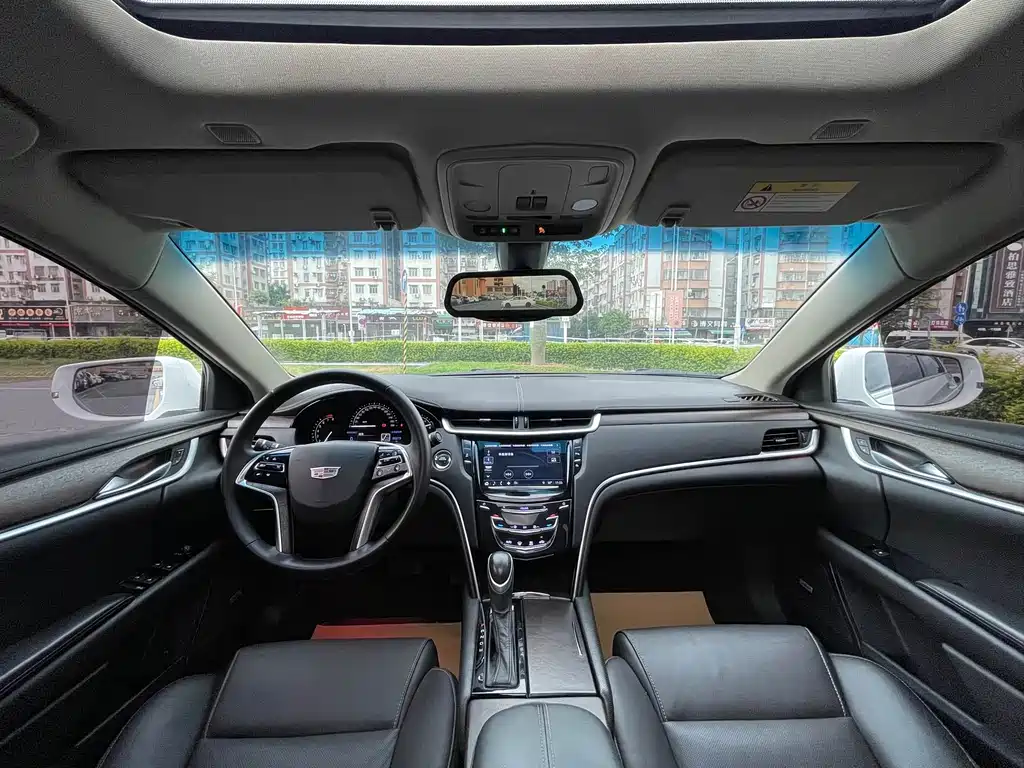 Cadillac XTS 2019 — фото 13
