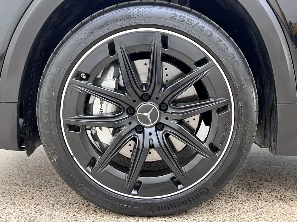 Mercedes-Benz GLB AMG 2025 — фото 10
