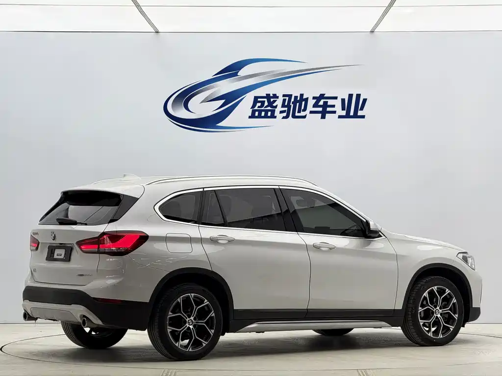 BMW X1 2022 — фото 6