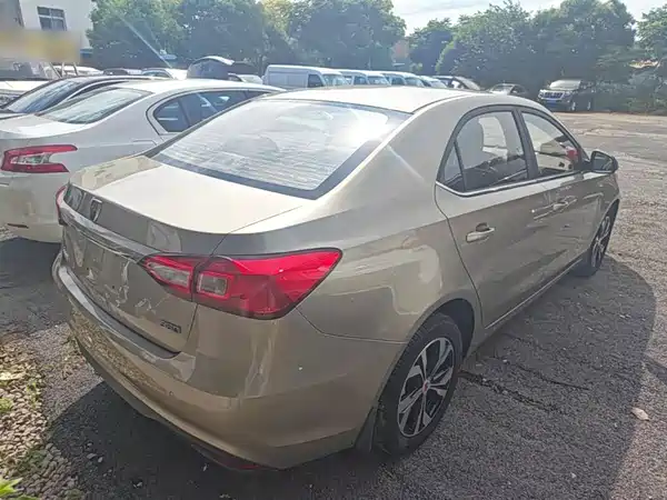 Roewe 360 2017