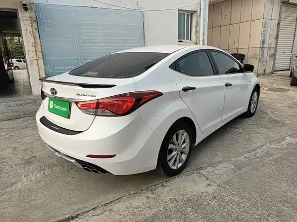 Hyundai Elantra Langdong 2017