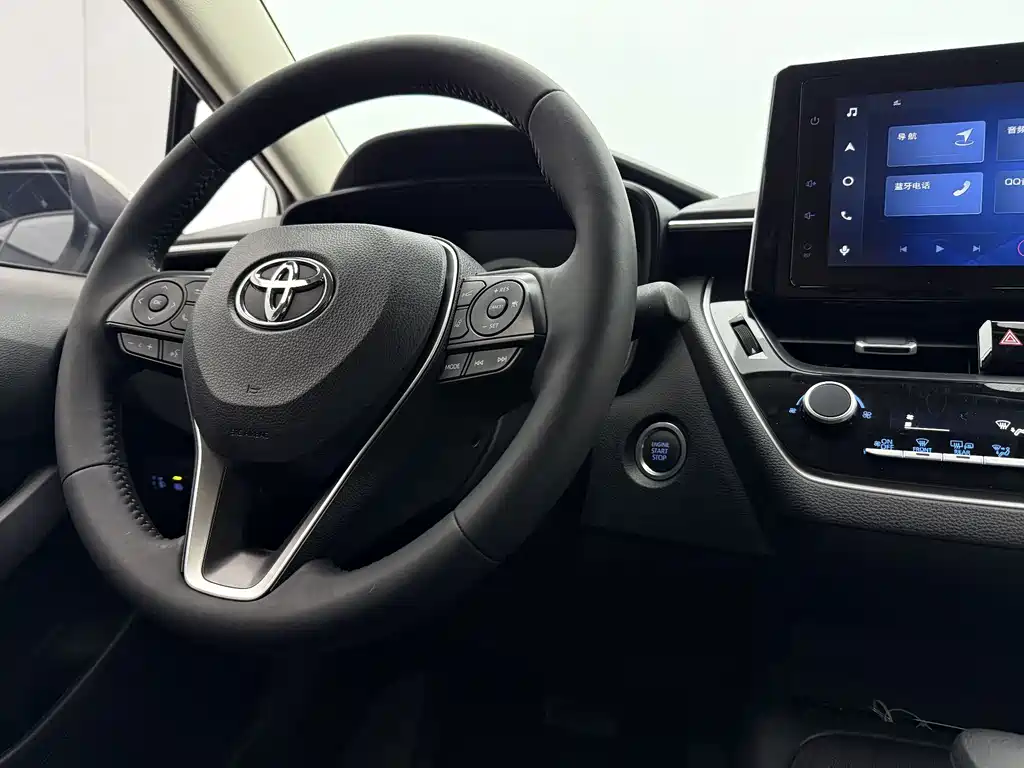 Toyota Corolla 2022 — фото 15