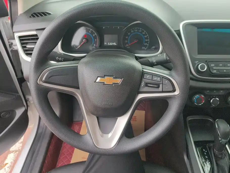 Chevrolet Cavalier 2018 — фото 15