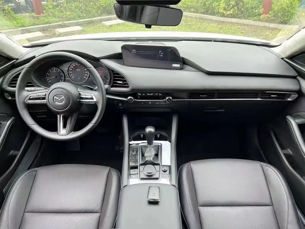 Mazda 3 Axela 2020