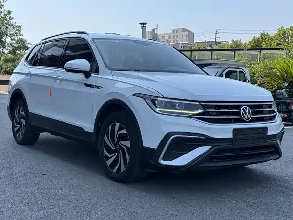 Volkswagen Tiguan L 2022