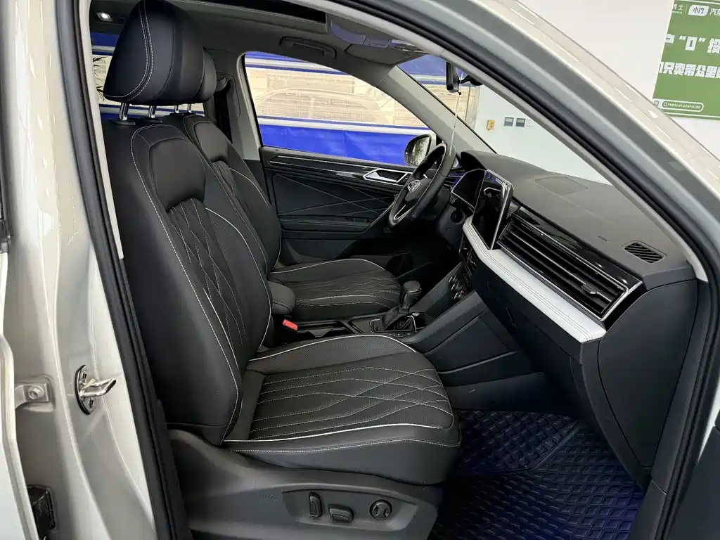 Volkswagen Tiguan L 2023 — фото 22