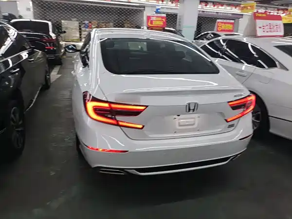 Honda Accord 2022