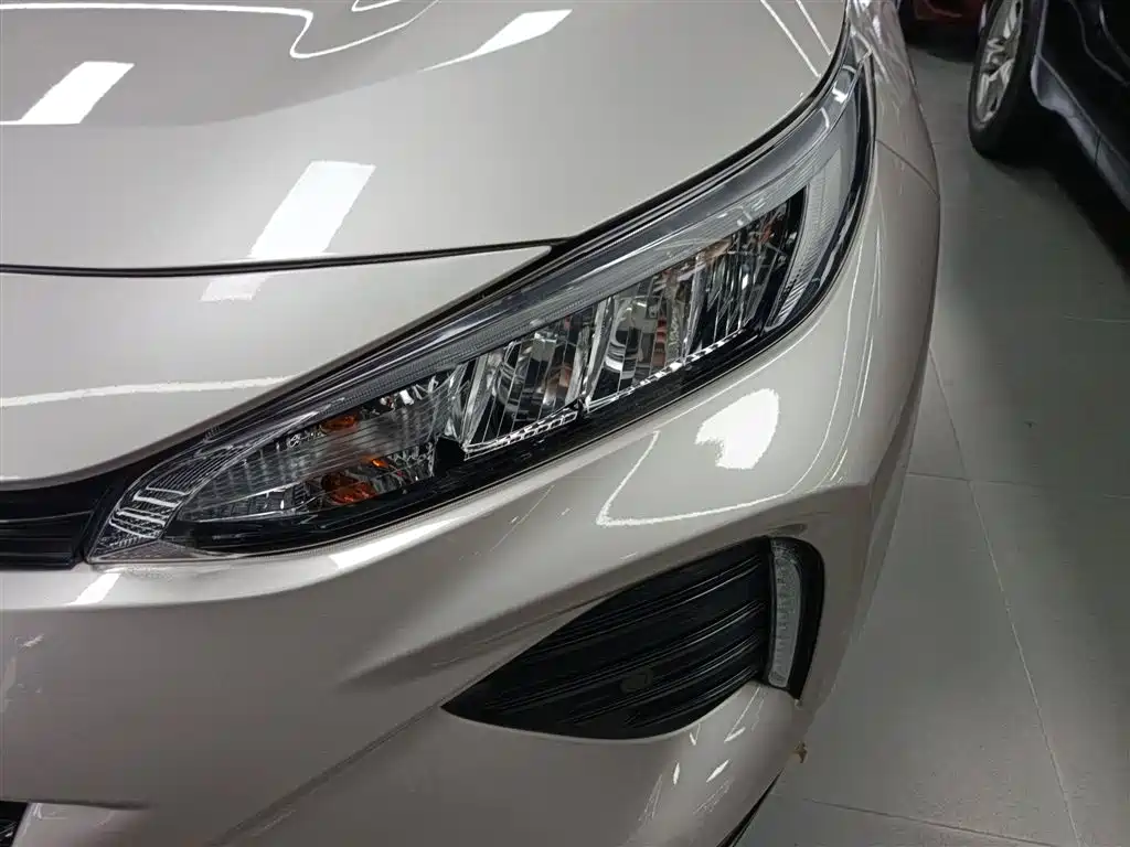 Toyota Wildlander New Energy 2023 — фото 24