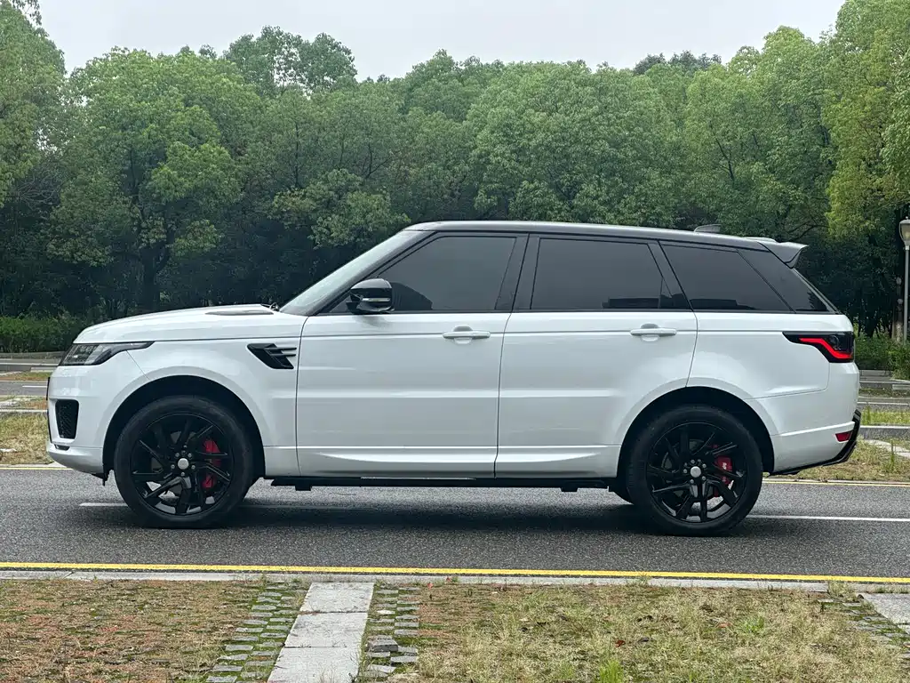 Land Rover Range Rover Sport 2020 — фото 18