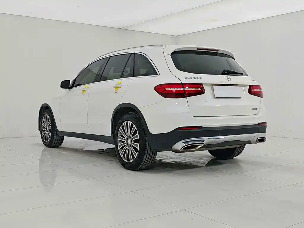 Mercedes-Benz GLC 2016 — фото 17
