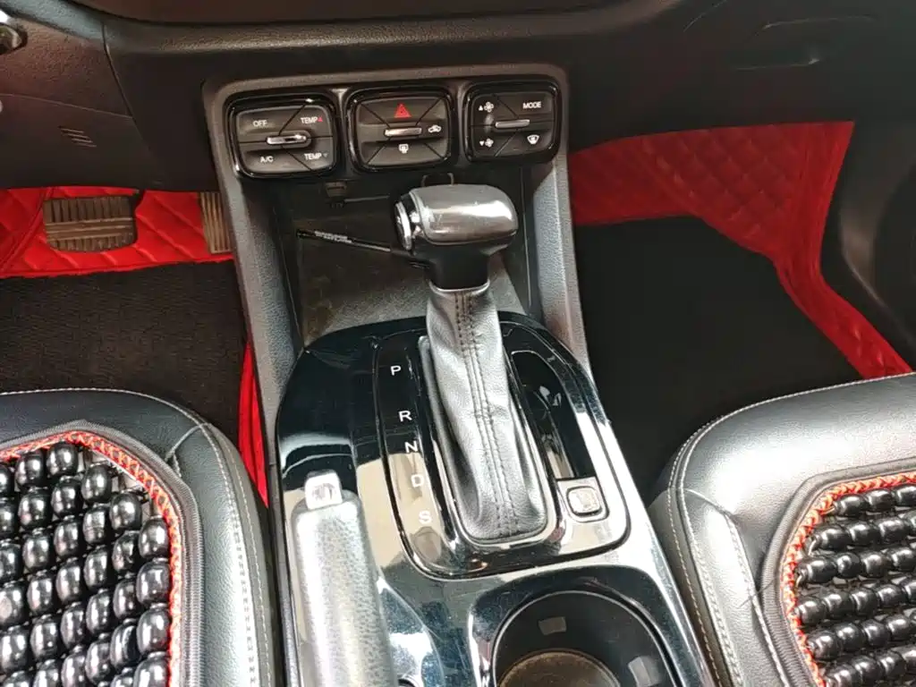 GAC Trumpchi GS3 2018 — фото 14