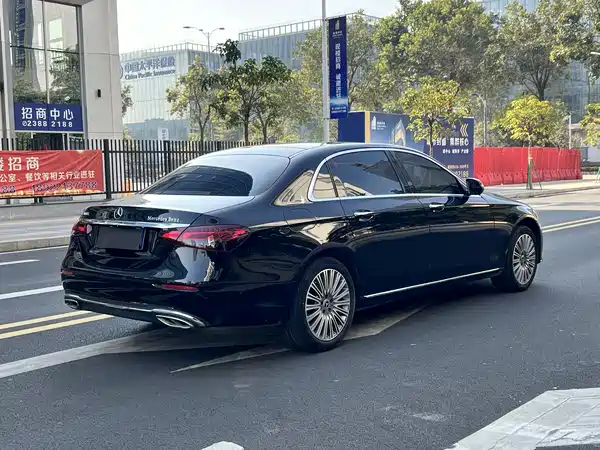 Mercedes-Benz E-Class 2023