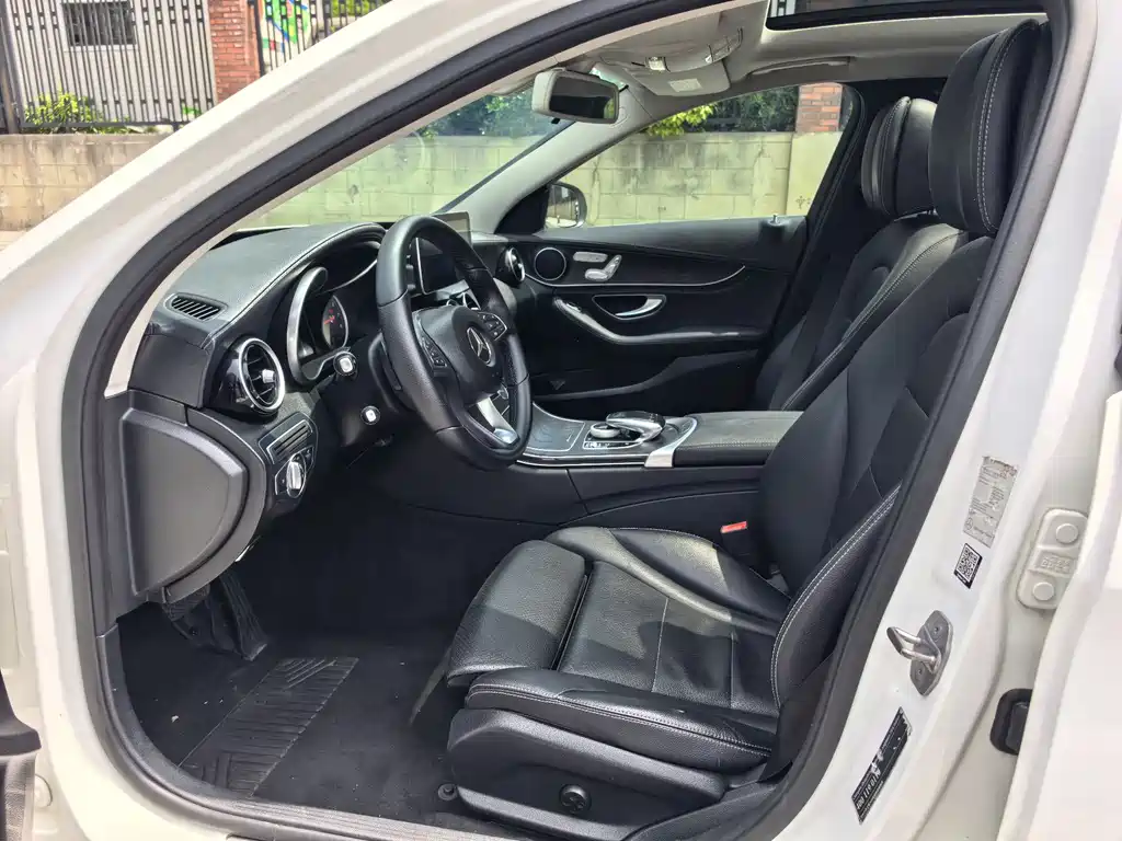 Mercedes-Benz C-Class 2017