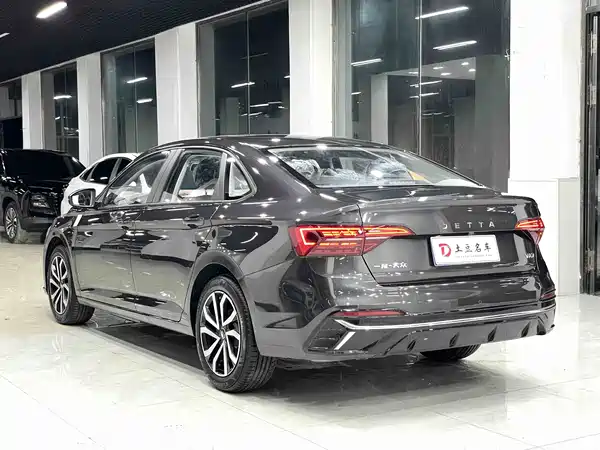 Jetta VA7 2025