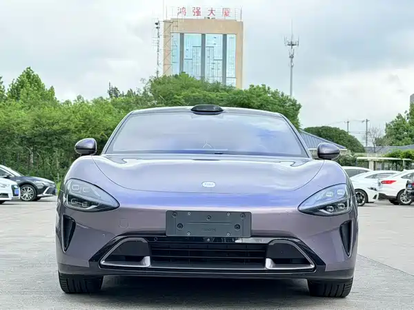 Xiaomi SU7 2025