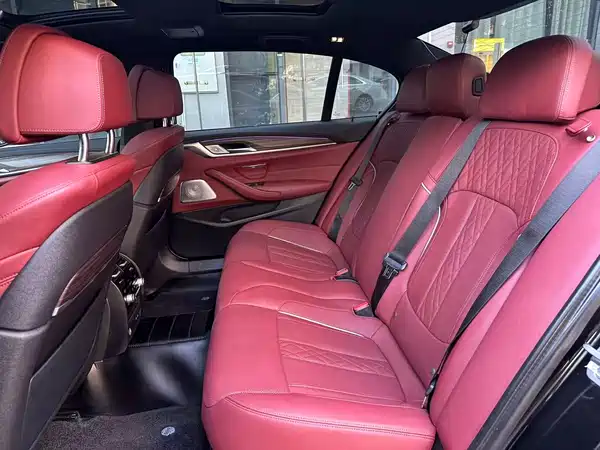 BMW 5 Series 2022